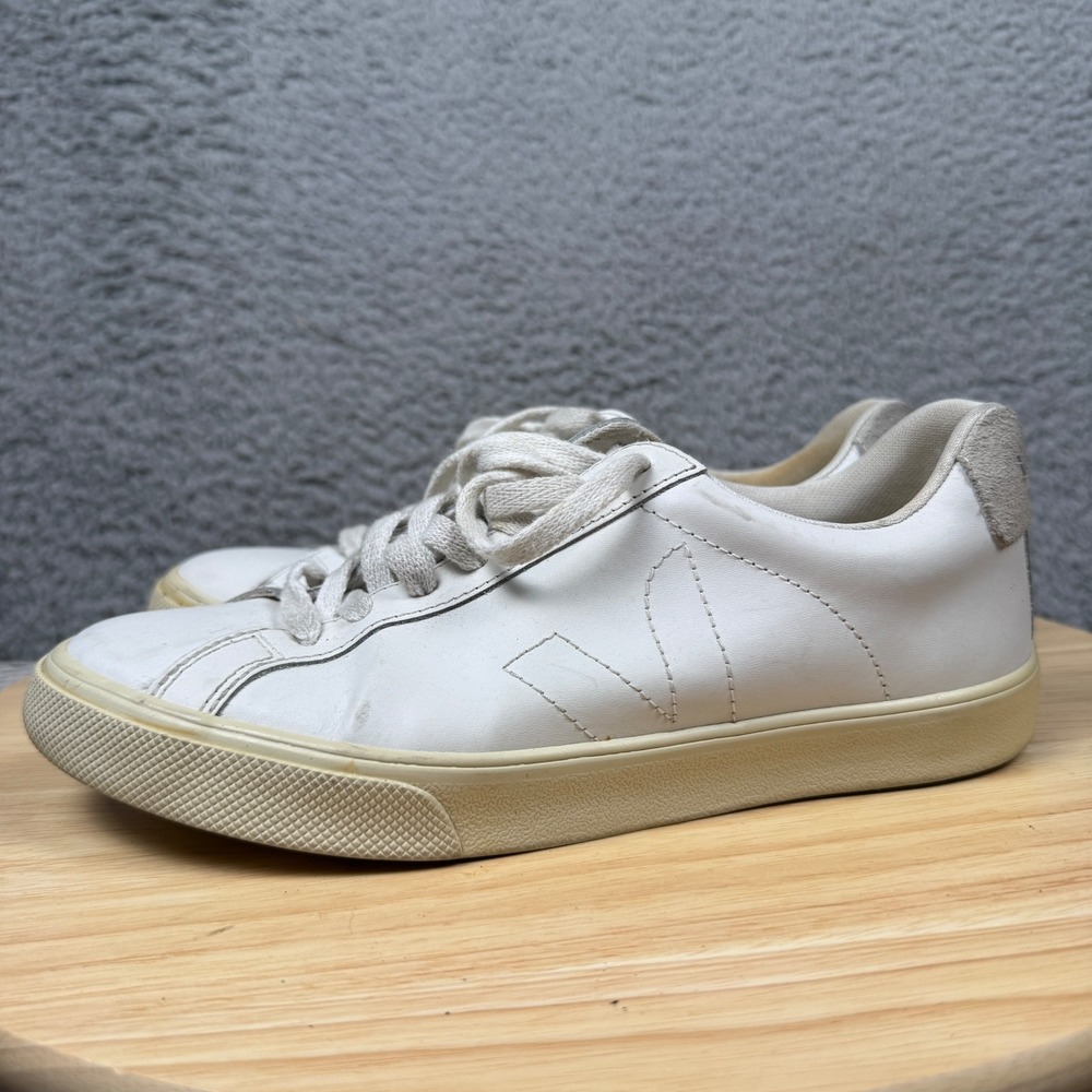 Veja Esplar Women's White Low Top Lace Front Leather Sneaker Shoe US 6‎ EU 37